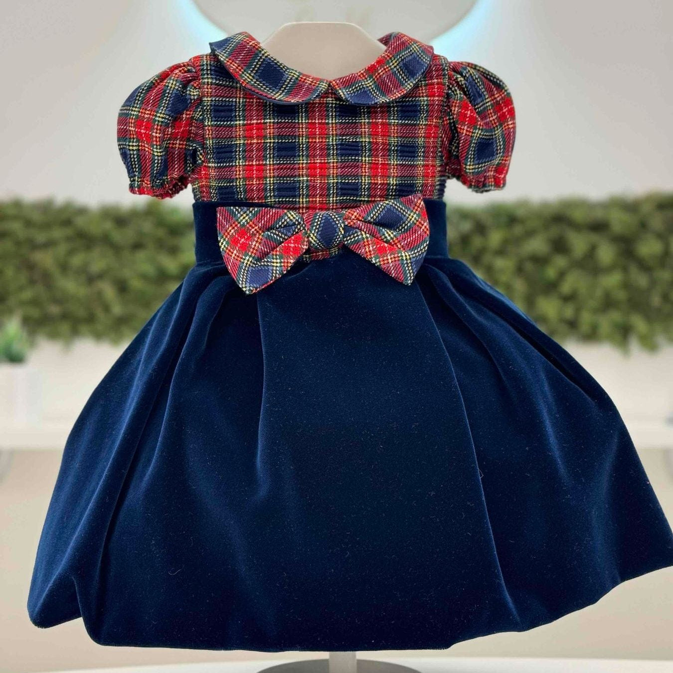 Abito in velluto e tartan