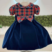 Abito in velluto e tartan