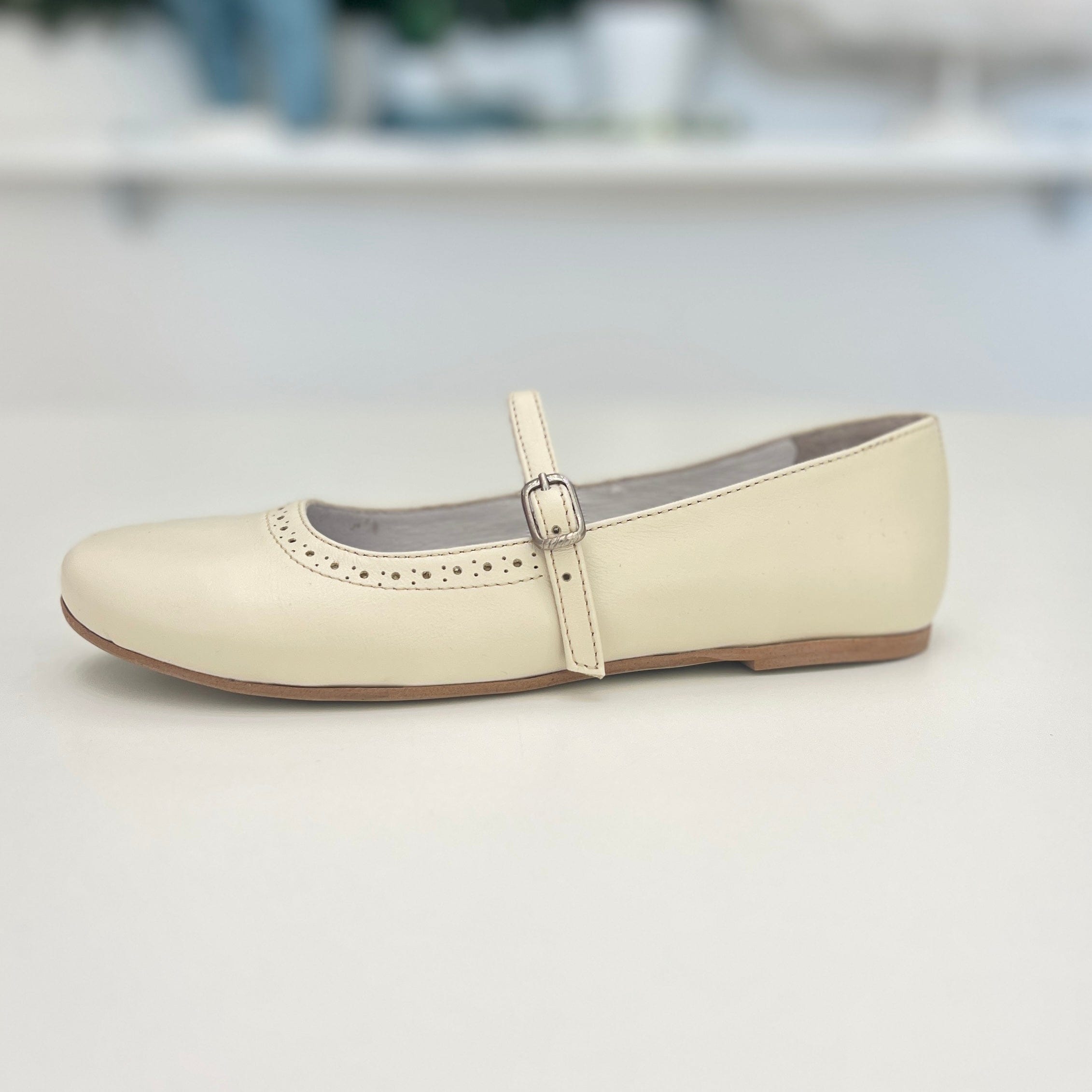 Ballerina traforata - Martone
