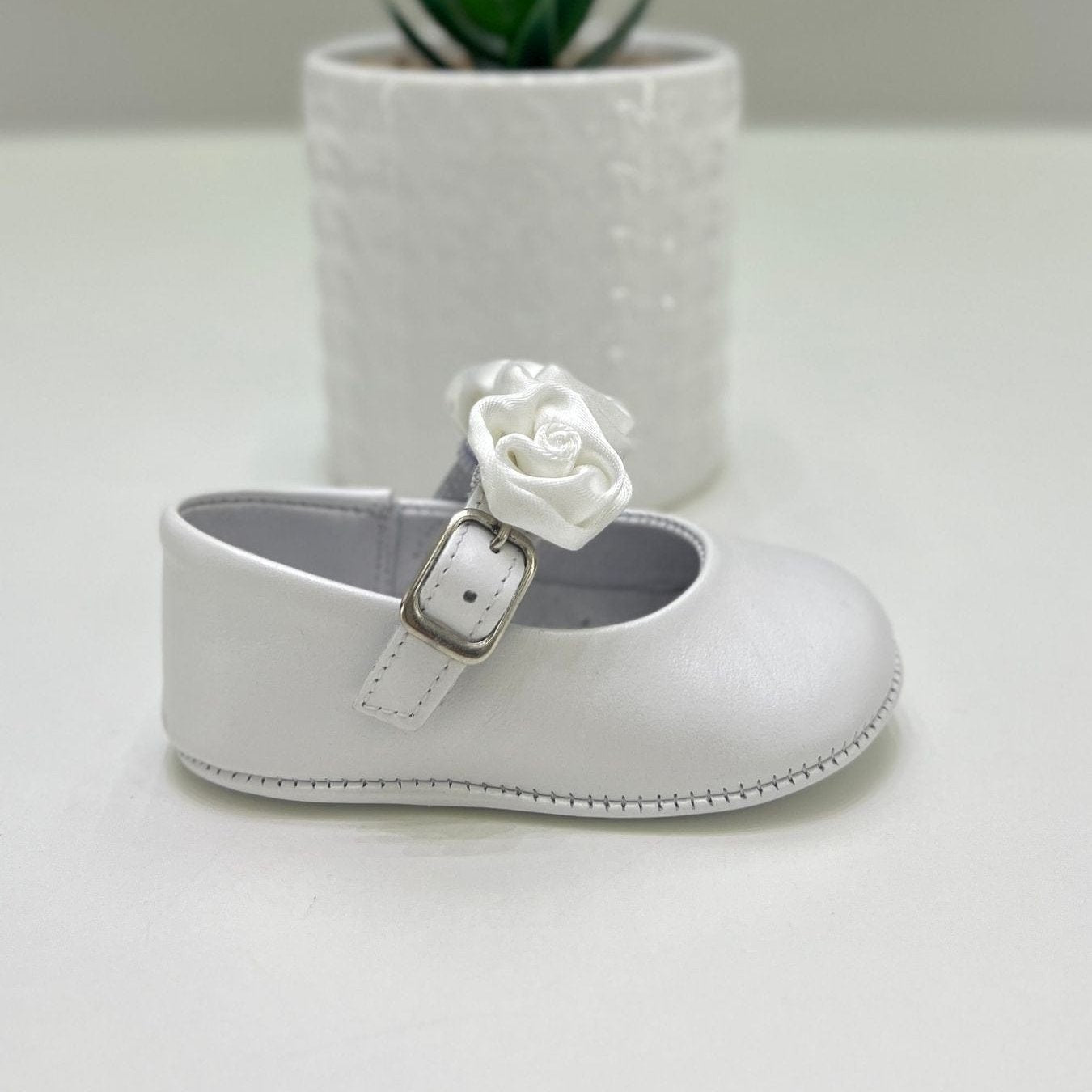 Ballerina perlata fiori