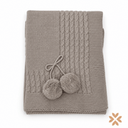 Copertina in Maglia con Trecce e Pompon - Baby Fashion