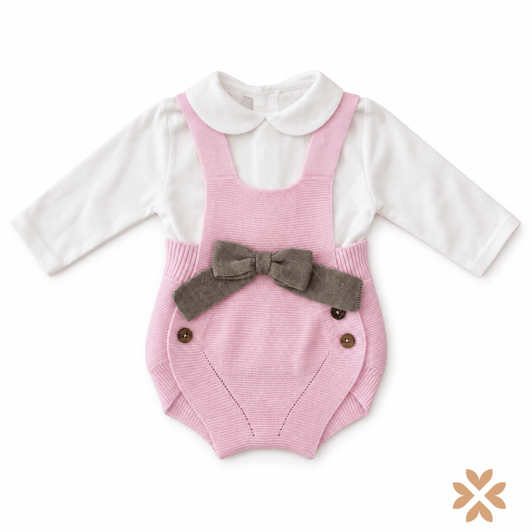 Salopette in Maglia Rosa con Fiocco - Isabel&Martinez