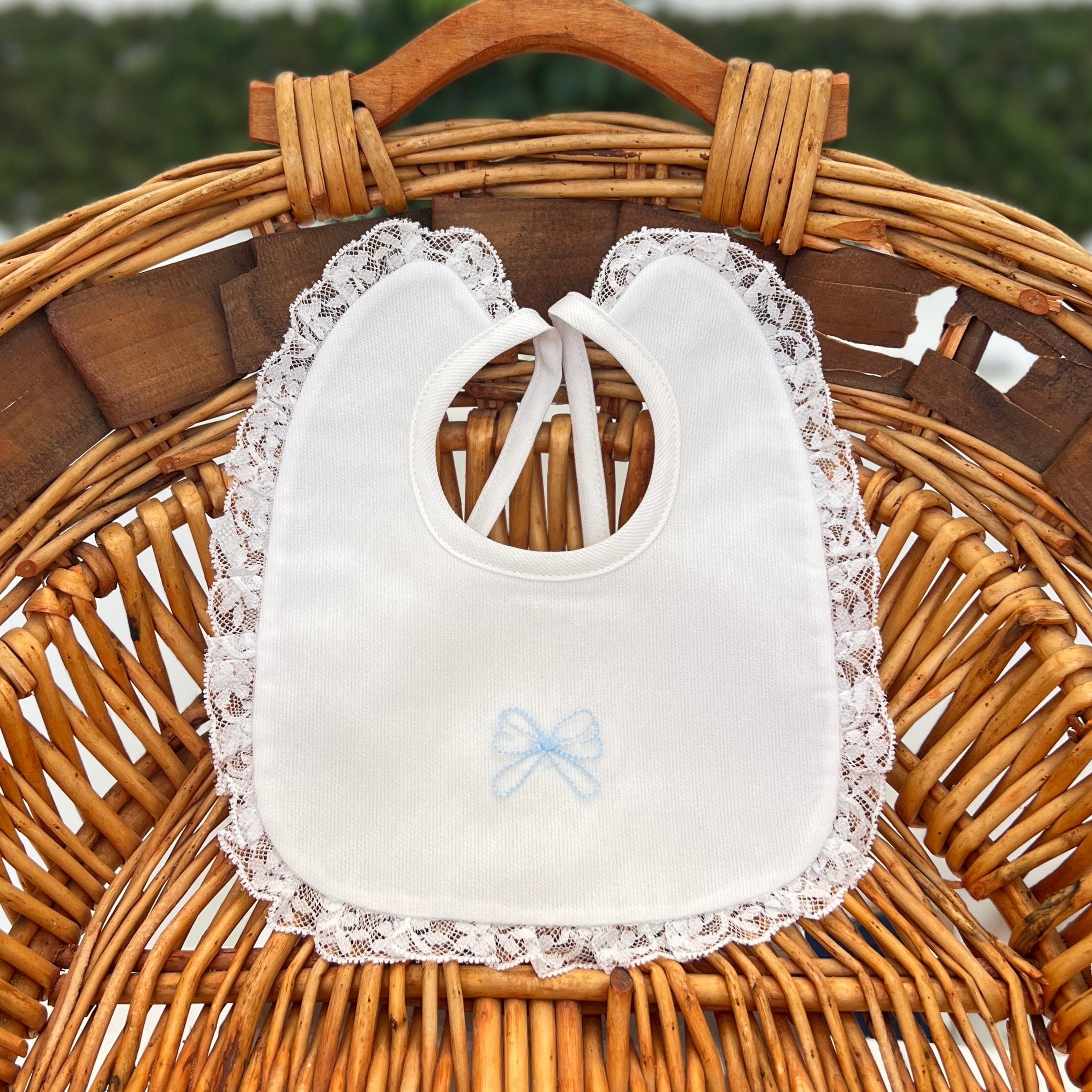 Bavetta elegante pizzo