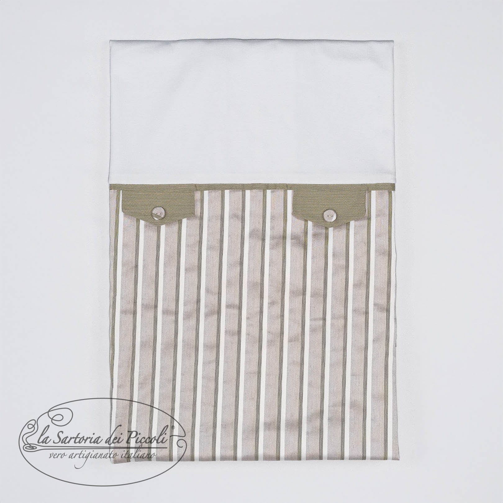 Coperta con tessuti a contrasto