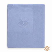 Coperta Neonato in Maglia Celeste con Motivo a Doppio Rombo