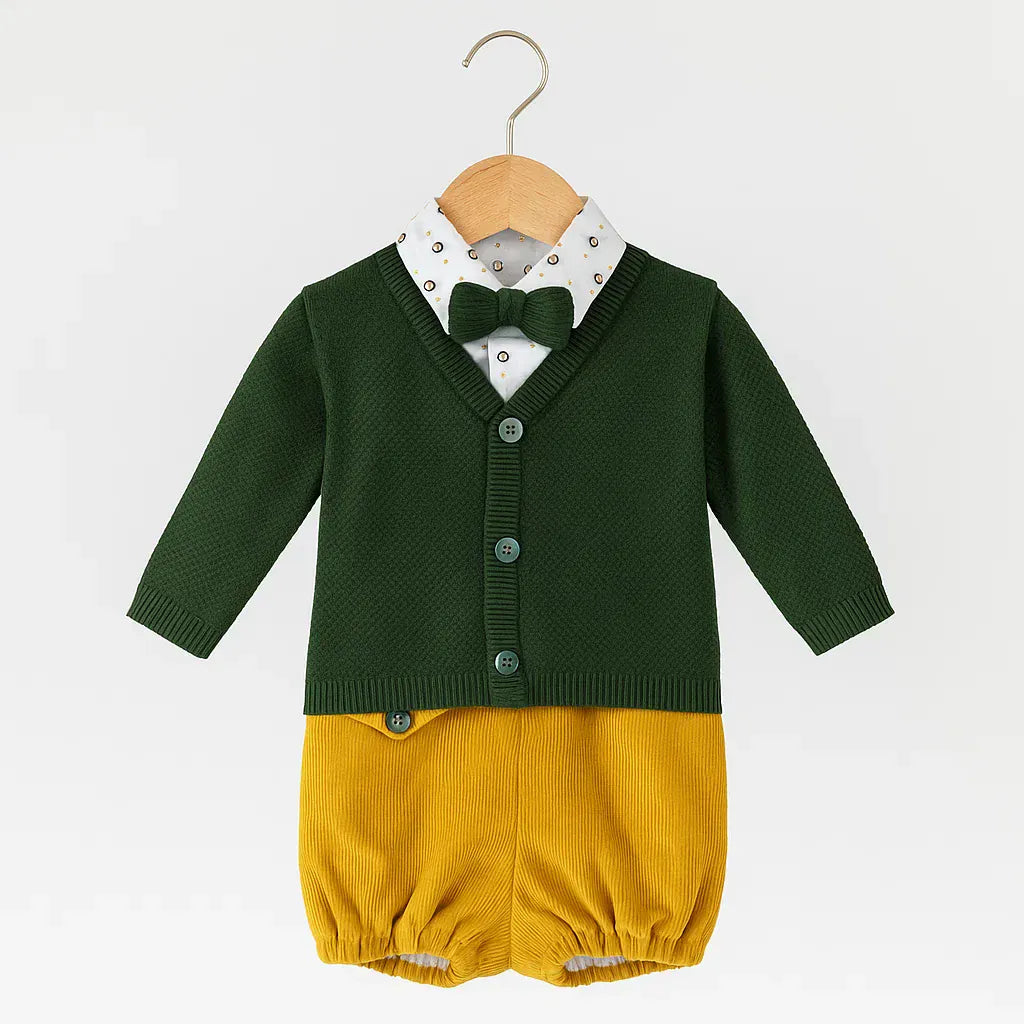 Completo in con cardigan