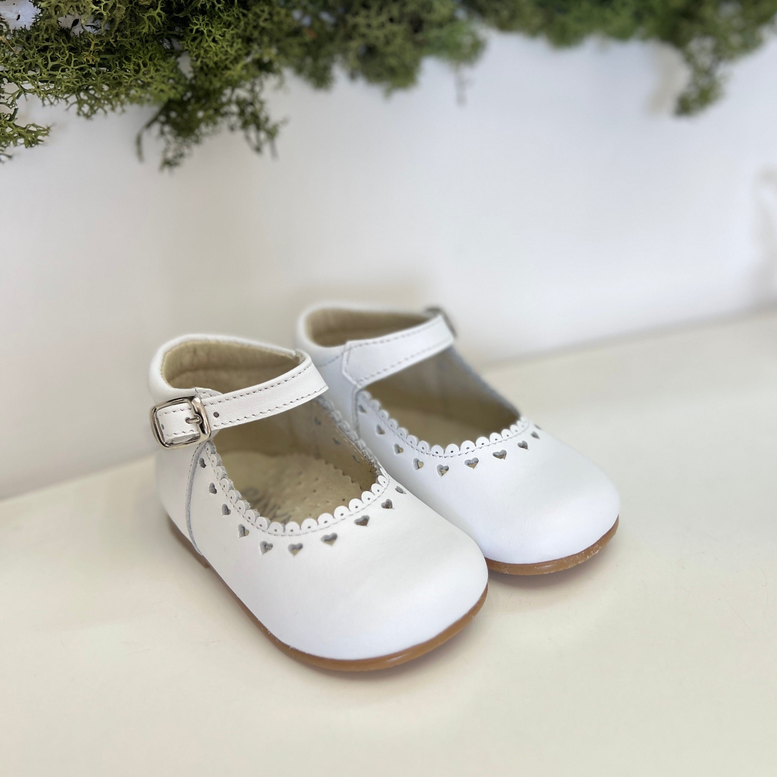 Ballerina in pelle con cuori