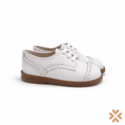 Scarpa elegante con trafori