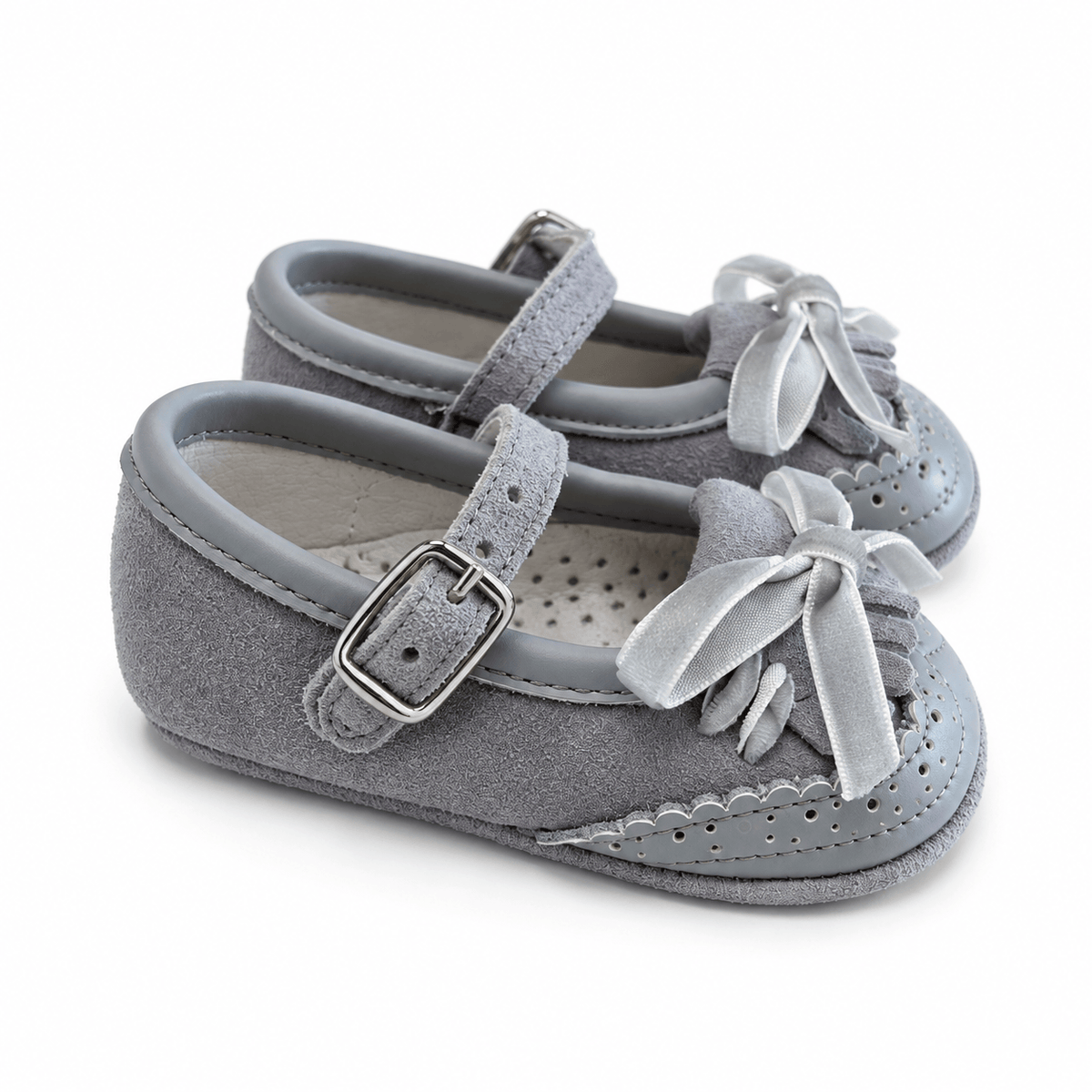 Scarpine da culla con frangia e fiocco - Panyno