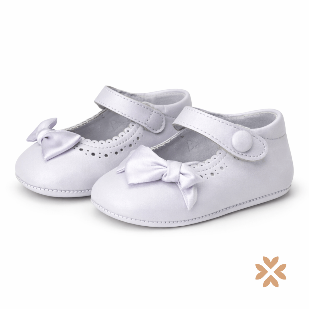 Scarpine culla con fiocco satinato