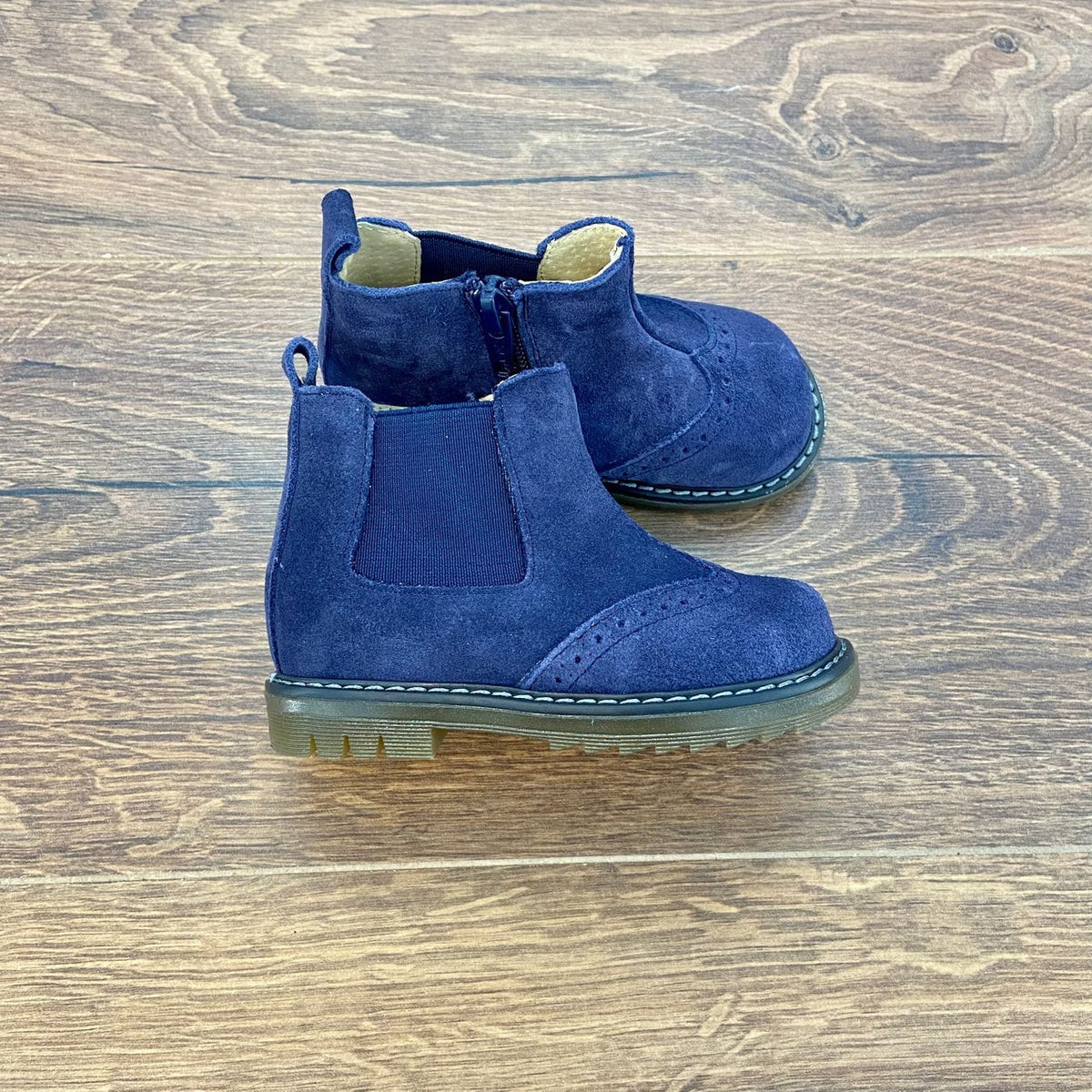 Stivaletto scamosciato
