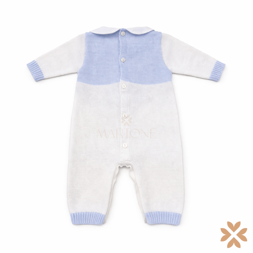Tutina intera in filo celeste e bianco con fiocco – Primodì Bebè