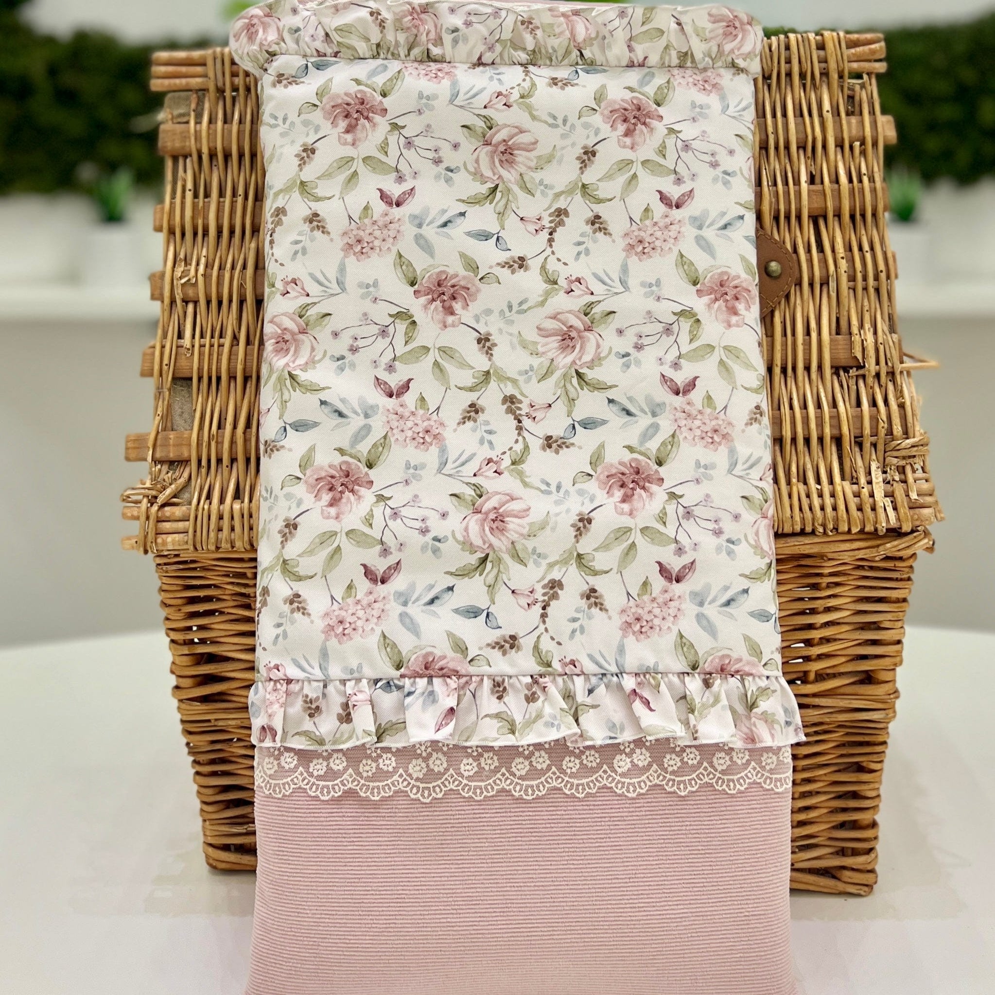 Coperta in ciniglia fiori